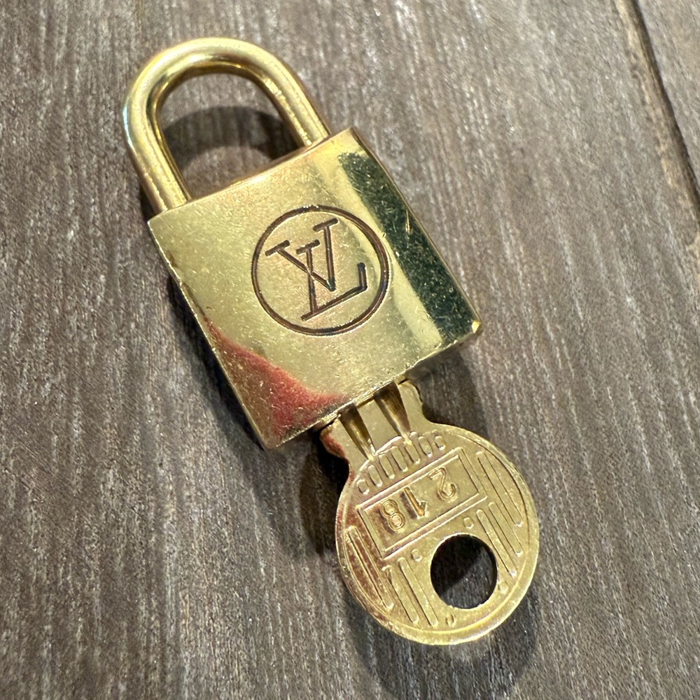 Louis Vuitton Gold Lock and Key #218
